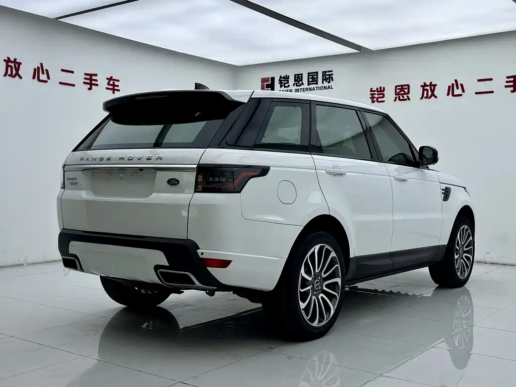 Land Rover Sport 2018 — фото 13