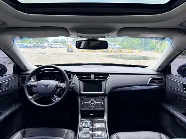 Ford Taurus 2018