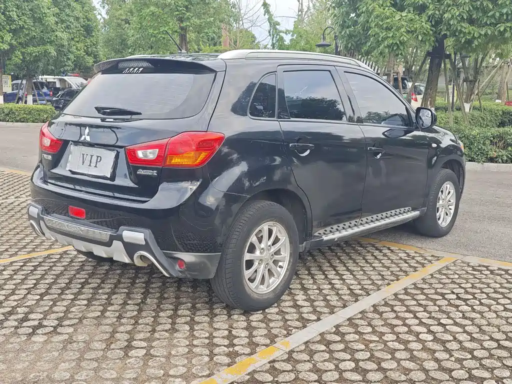 Mitsubishi ASX 2015 — фото 12
