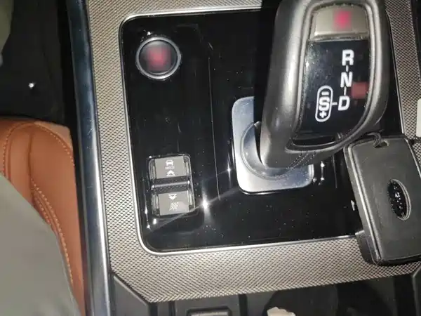 Jaguar XEL 2022