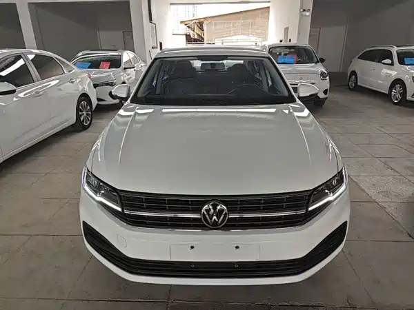 Volkswagen Bora 2021