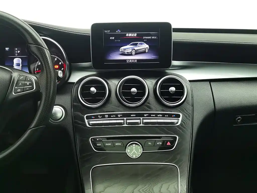 Mercedes-Benz C-Class 2017 — фото 12