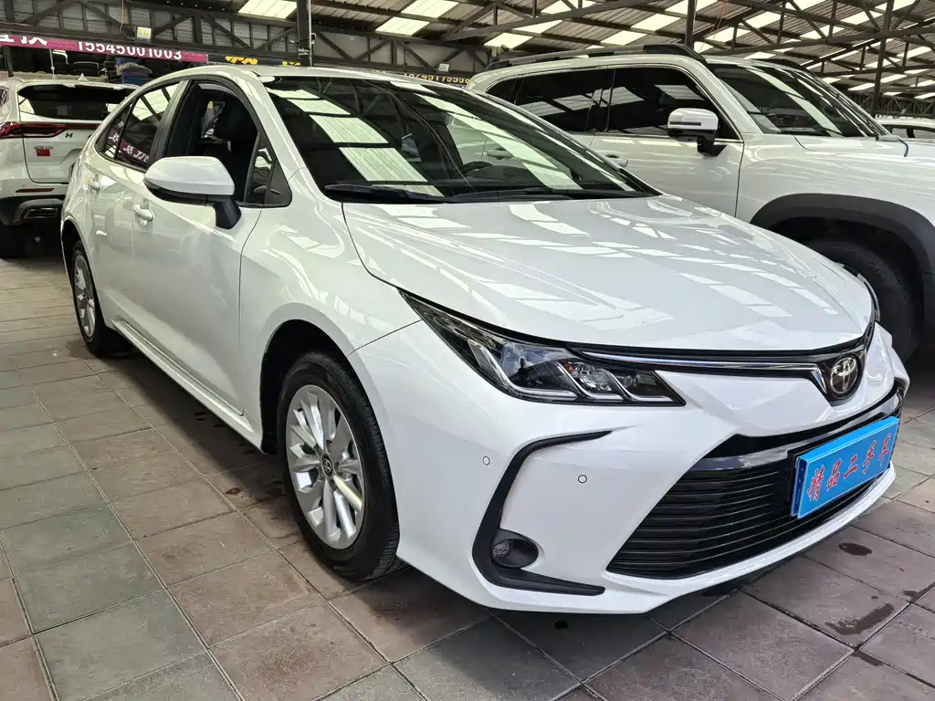 Toyota Corolla 2022 — фото 3