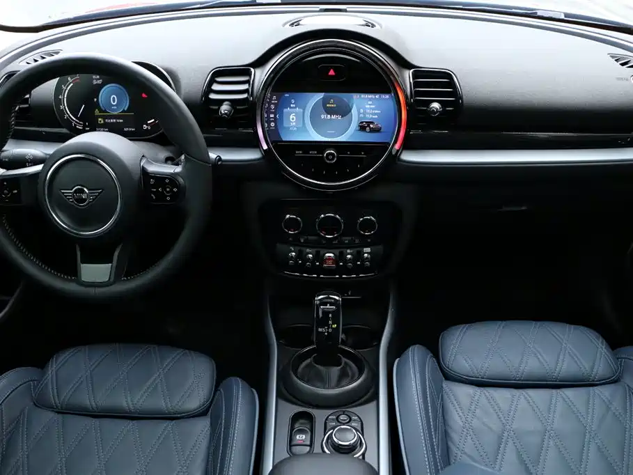 MINI Clubman 2022 — фото 22