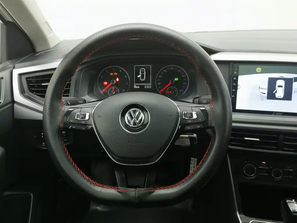 Volkswagen Polo 2019 — фото 11