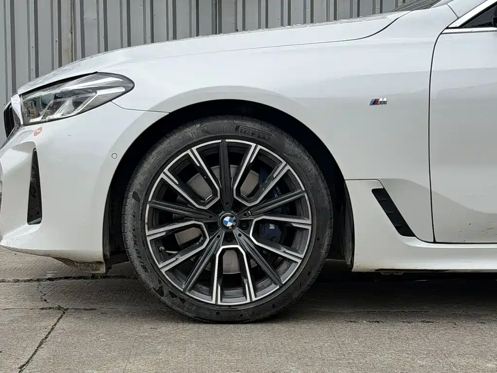 BMW 6 Series GT 2021 — фото 8