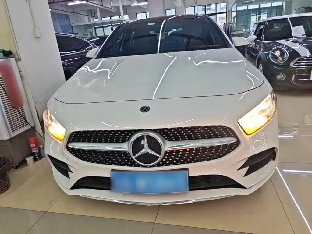 Mercedes-Benz A-Class 2020 — фото 3