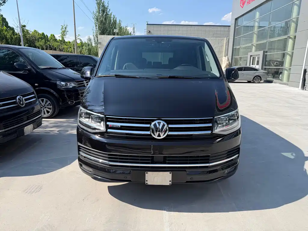 Volkswagen Multivan 2017 — фото 2