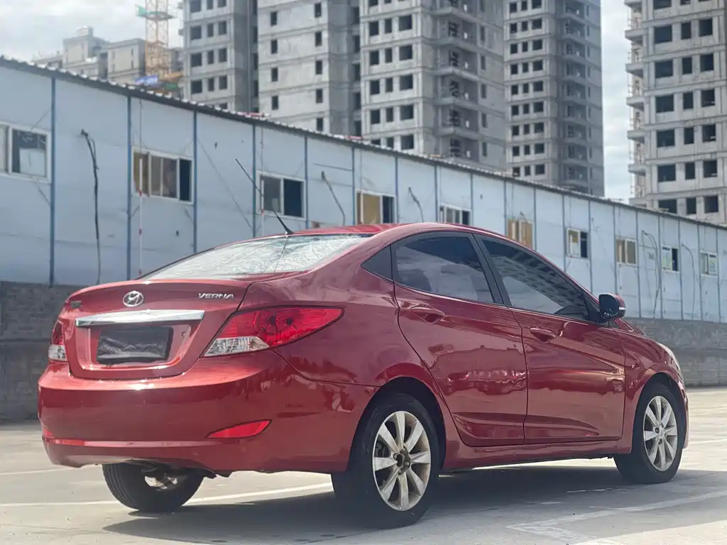 Hyundai Verna 2013 — фото 14