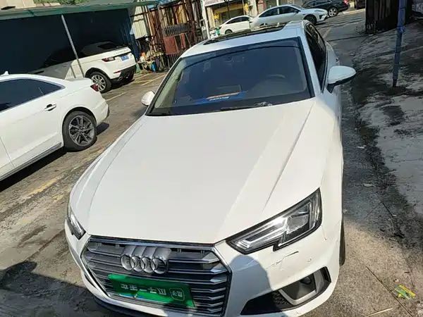 Audi A4L 2019