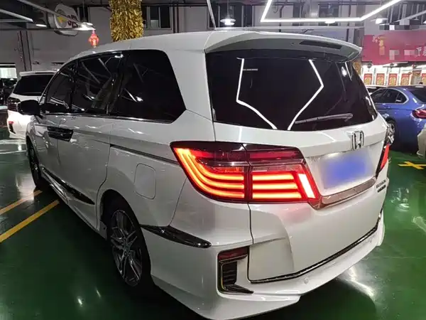 Honda Elysion 2019