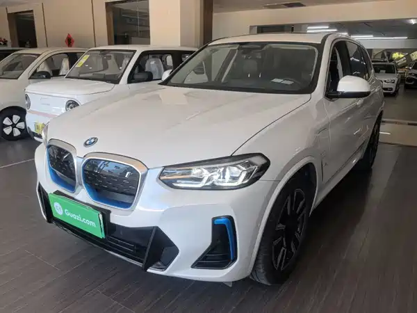 BMW iX3 2021