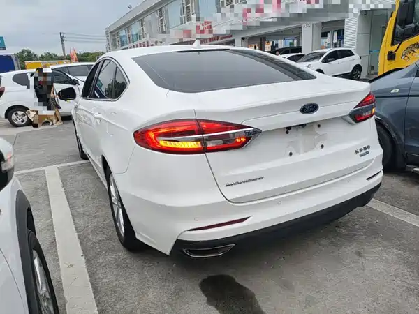 Ford Mondeo 2021