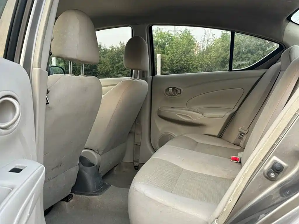 Nissan Sunny 2015 — фото 7