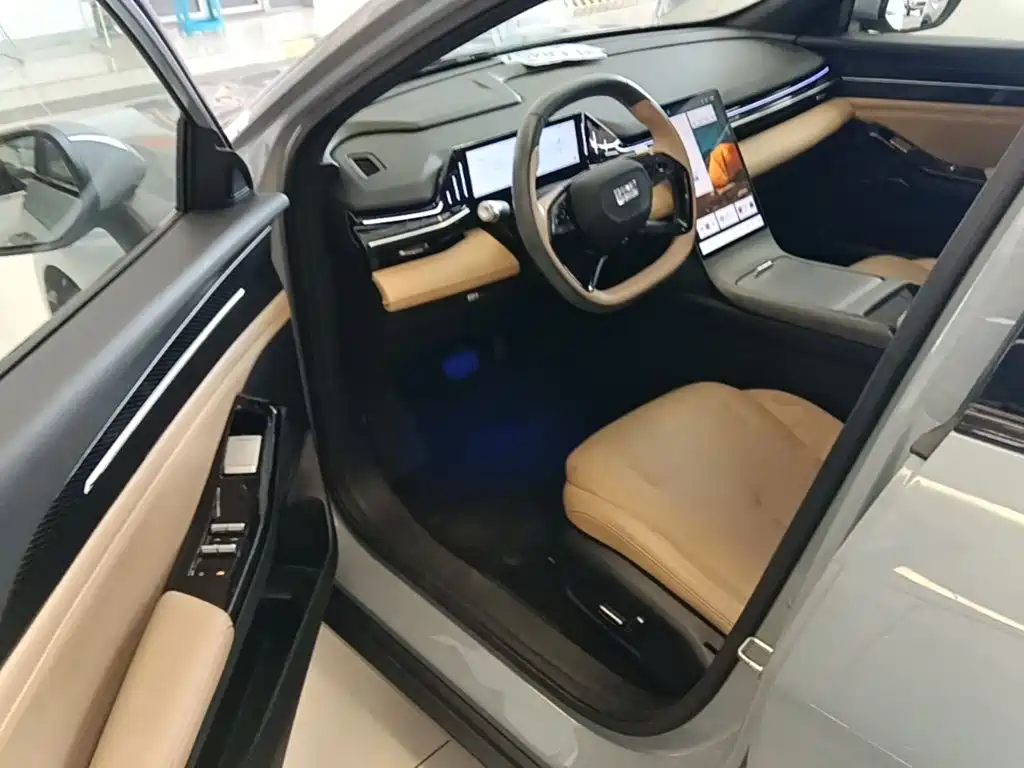 Geely Galaxy L6 2024 — фото 16