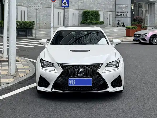 Lexus RC F 2015