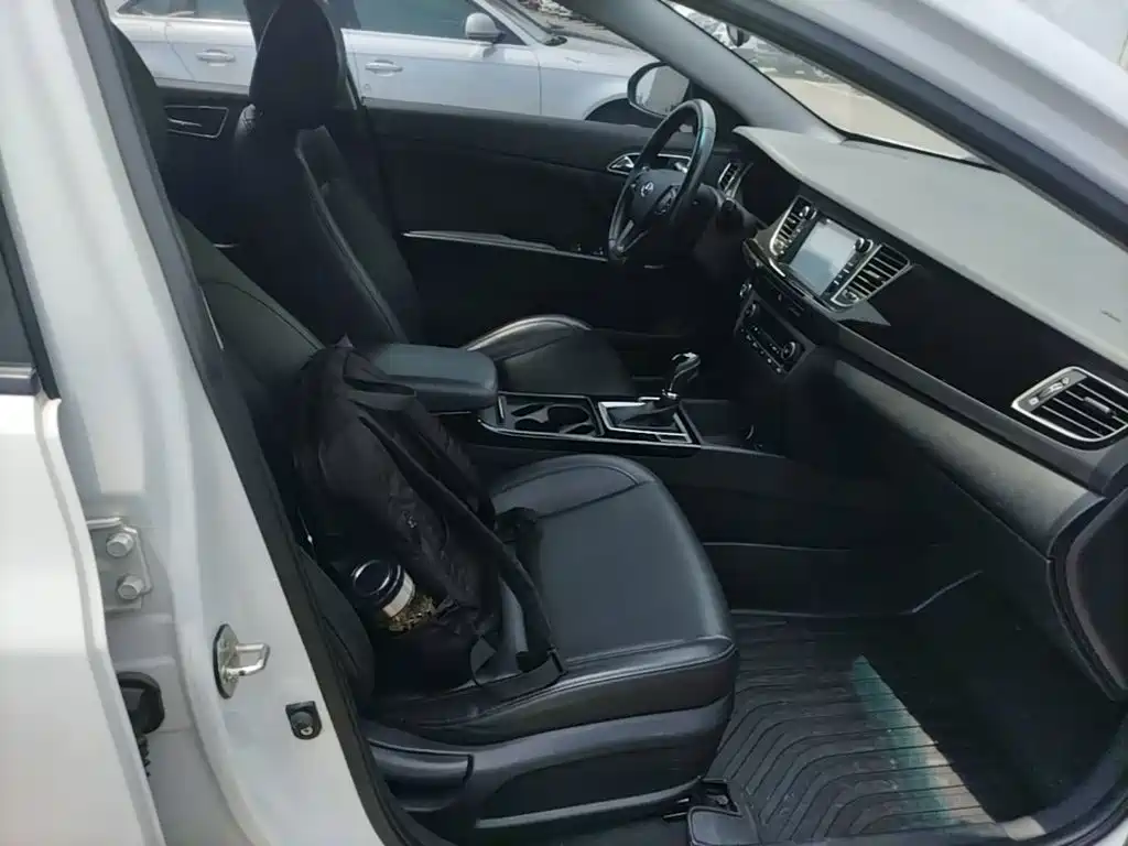 Hyundai Mistra 2016 — фото 25