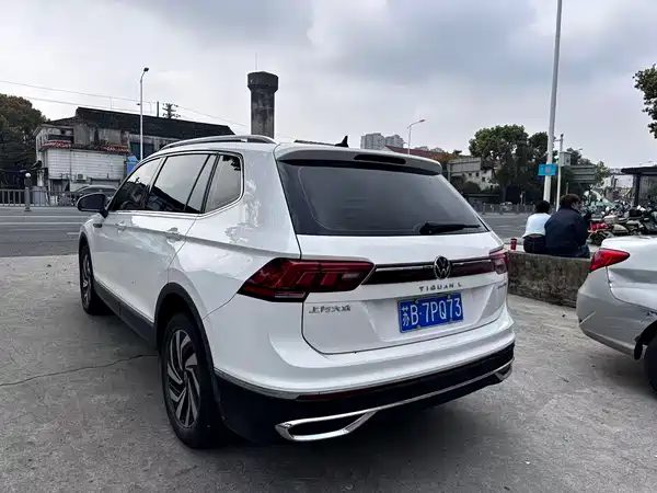 Volkswagen Tiguan L 2022