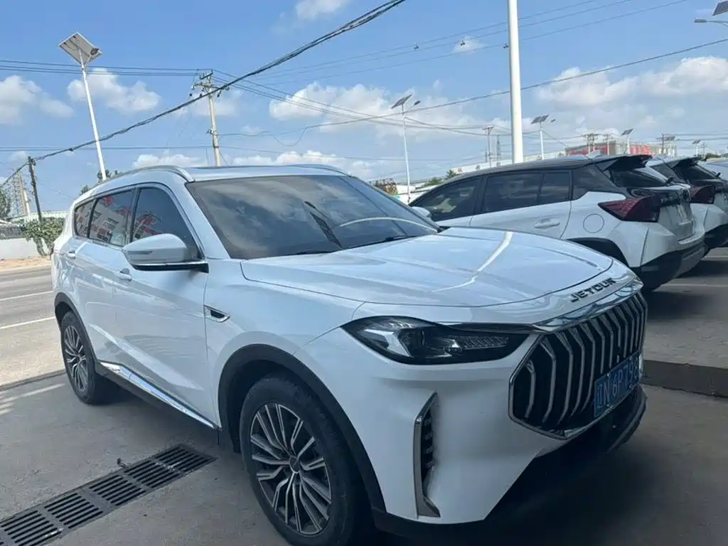 Jetour X70 PLUS 2023 — фото 1