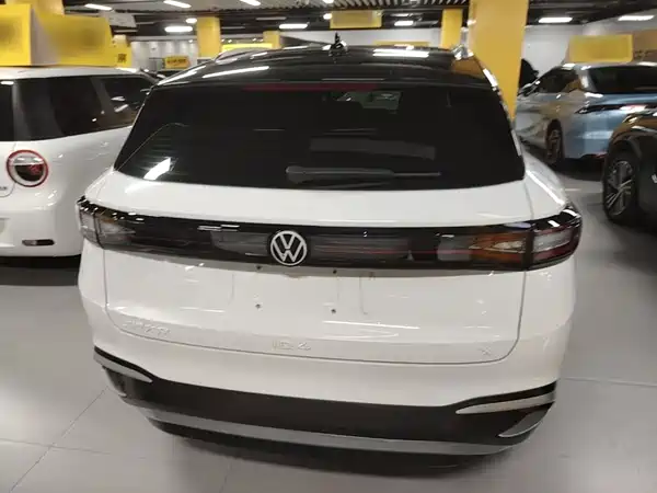 Volkswagen ID.4 X 2024