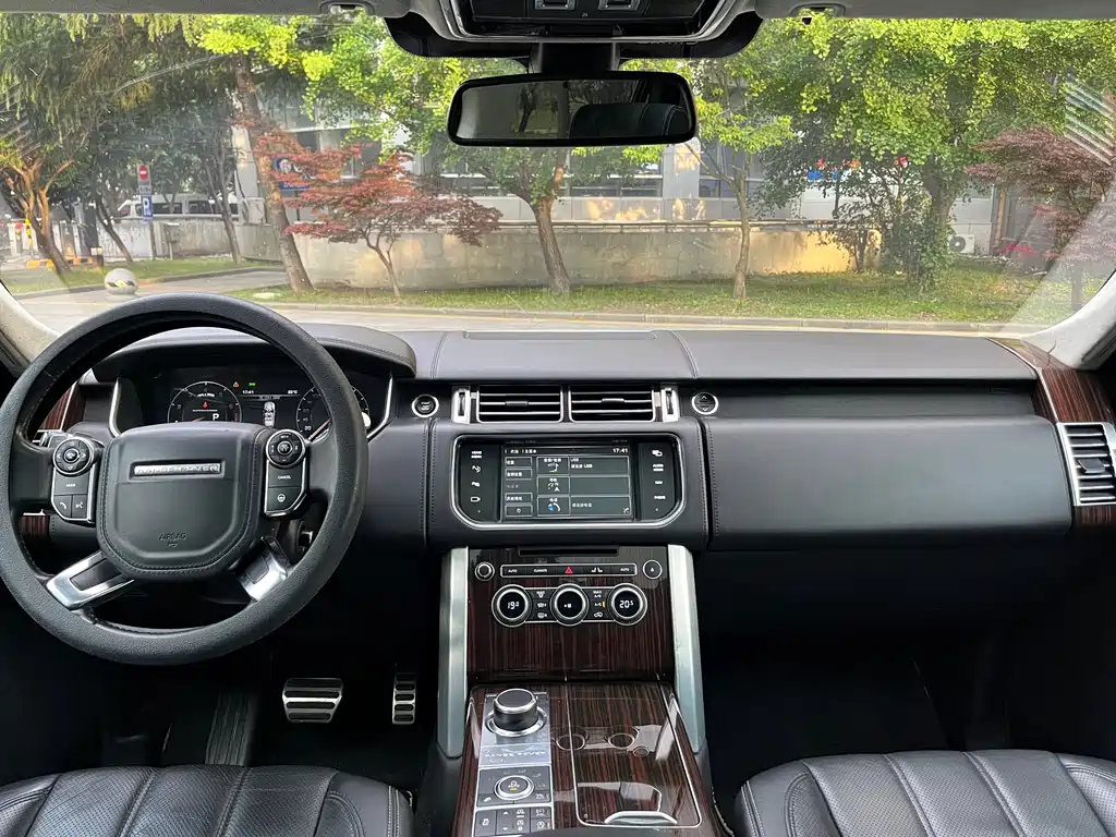 Land Rover Range Rover 2015 — фото 8