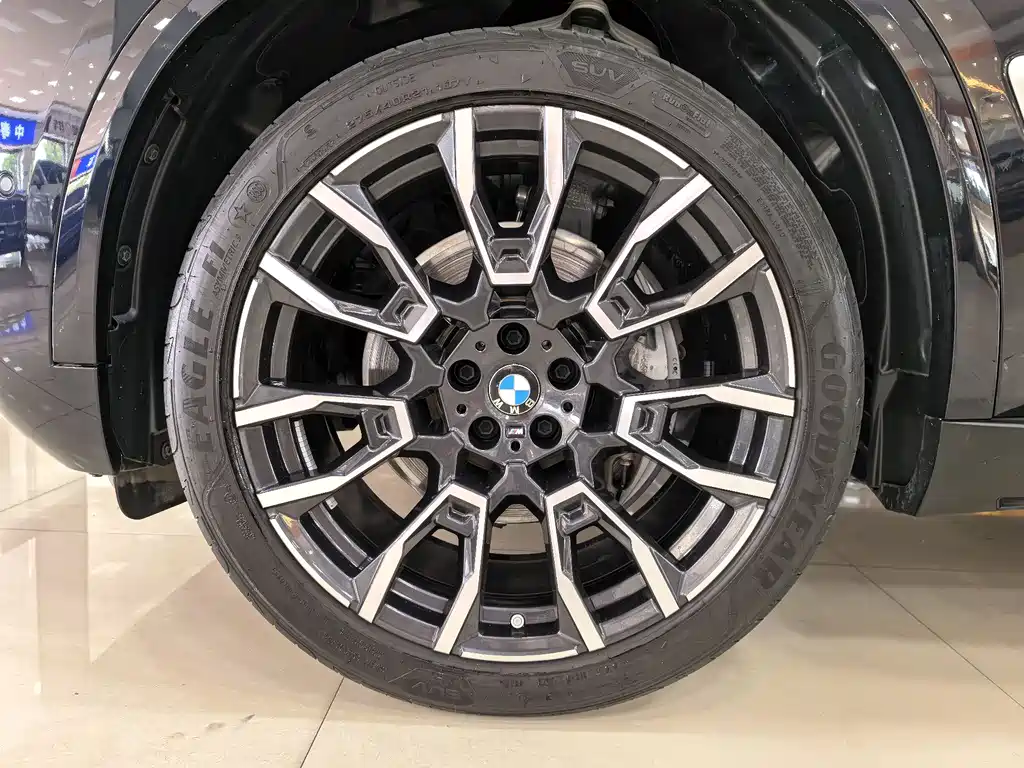 BMW X5 2024 — фото 11