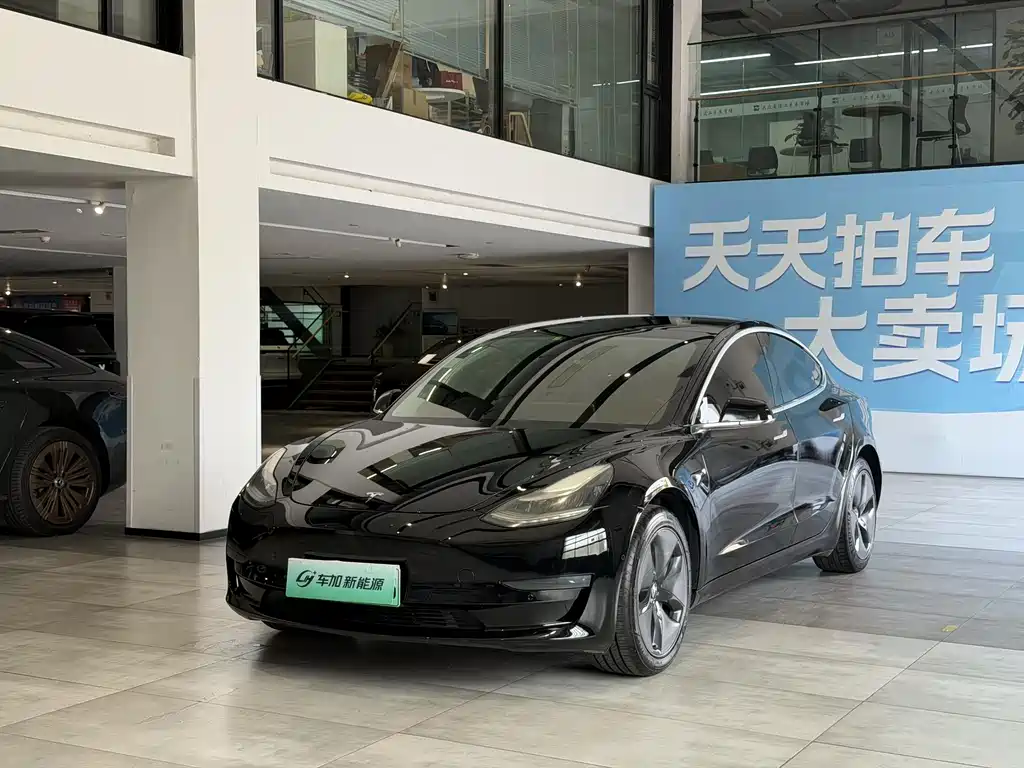 Tesla Model 3 2019 — фото 1