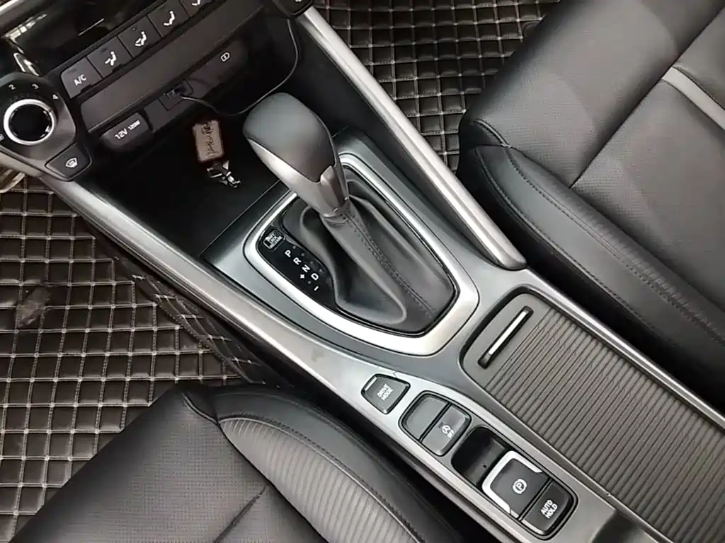 Hyundai Festa 2019 — фото 14