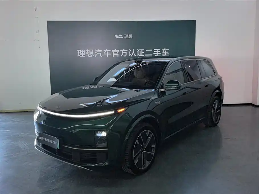 Li Auto Li L9 2025