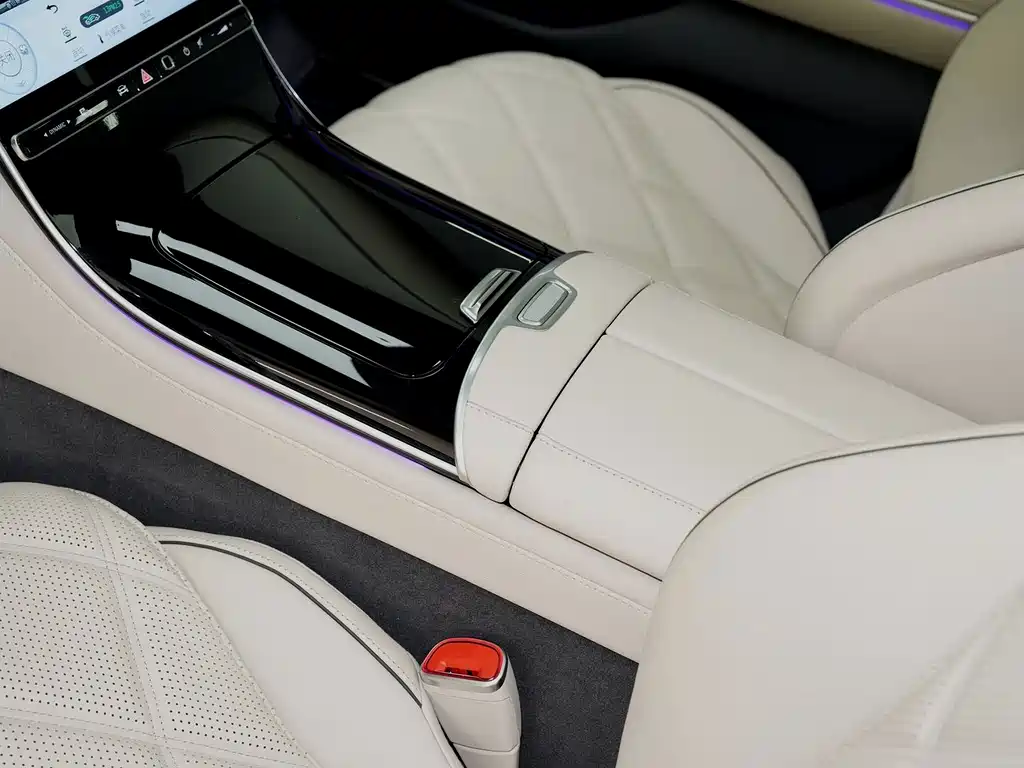 Mercedes-Benz Maybach S-Class 2024