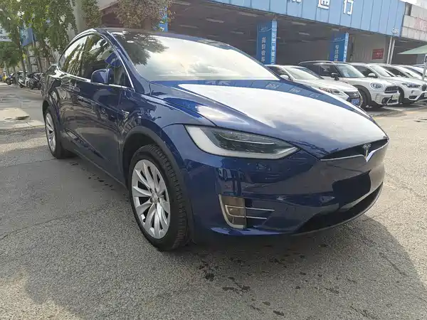 Tesla Model X 2017