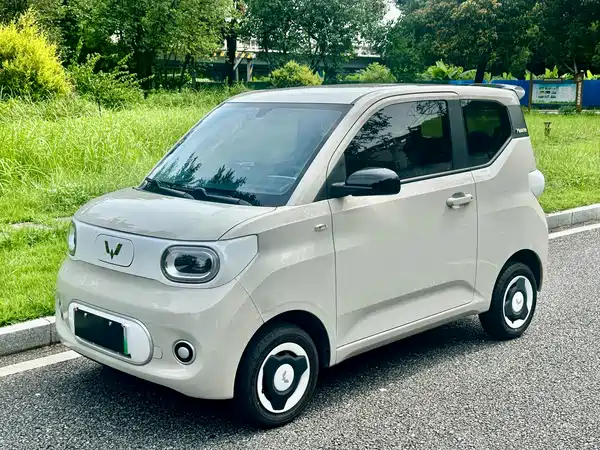 Wuling Hongguang MINIEV 2025