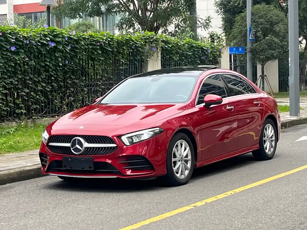 Mercedes-Benz A-Class 2021 — фото 1