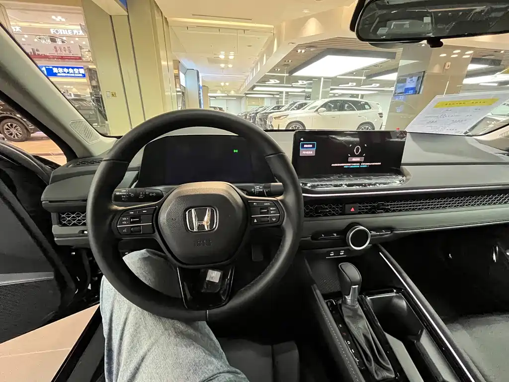Honda Accord 2026 — фото 7