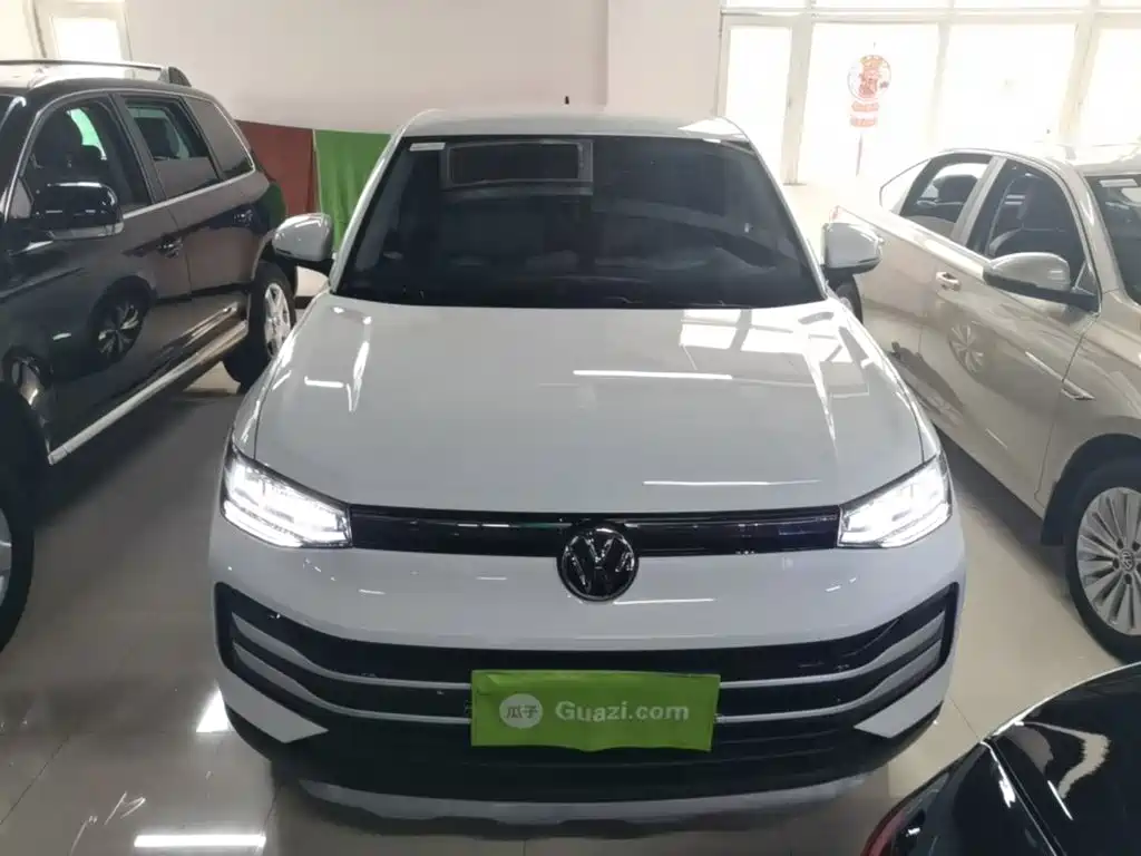 Volkswagen Tharu 2025
