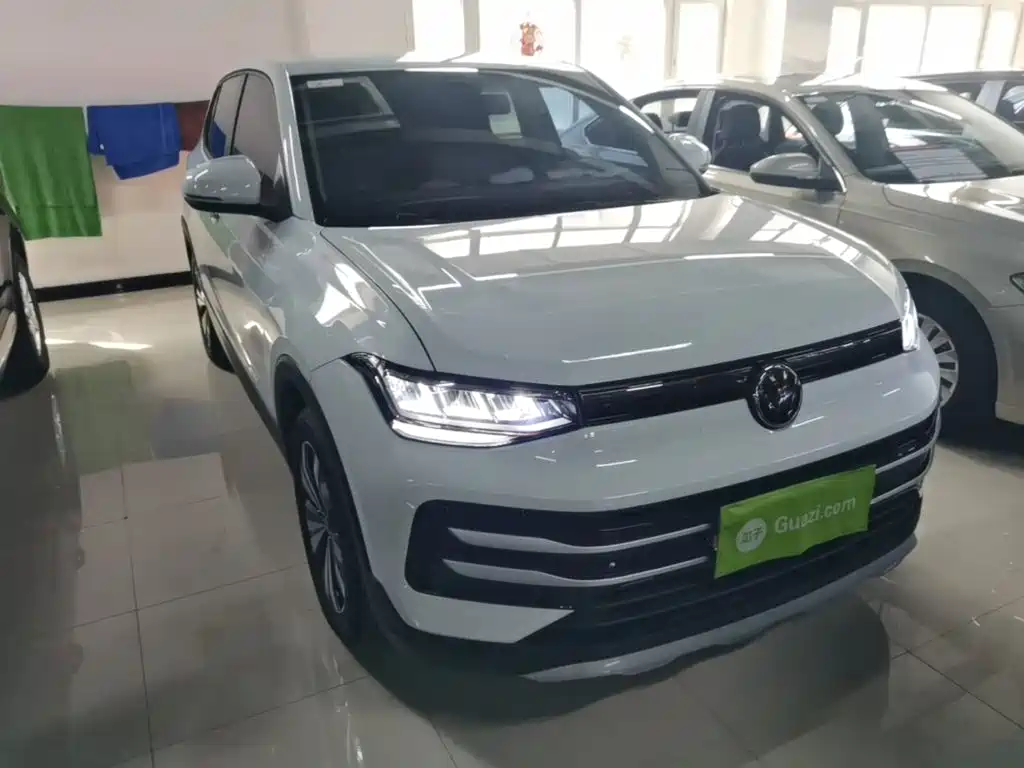 Volkswagen Tharu 2025