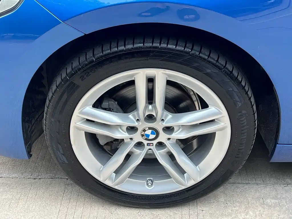 BMW 1 Series 2020 — фото 17