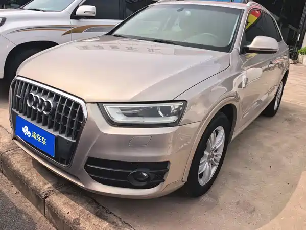 Audi Q3 2015