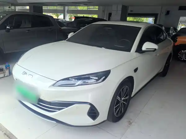 BYD Seal 06 2025