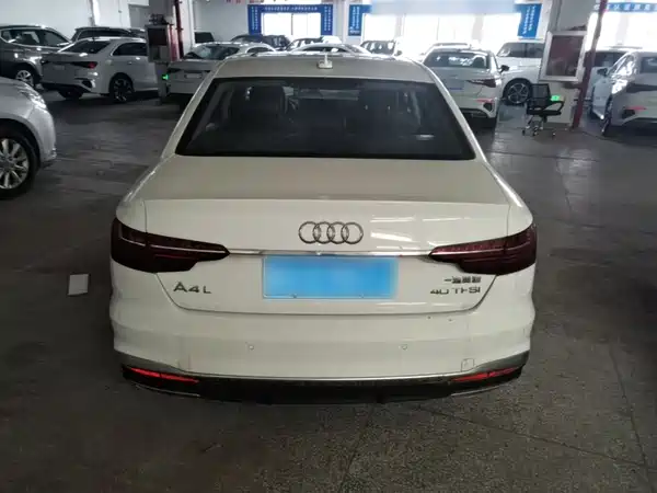 Audi A4L 2024