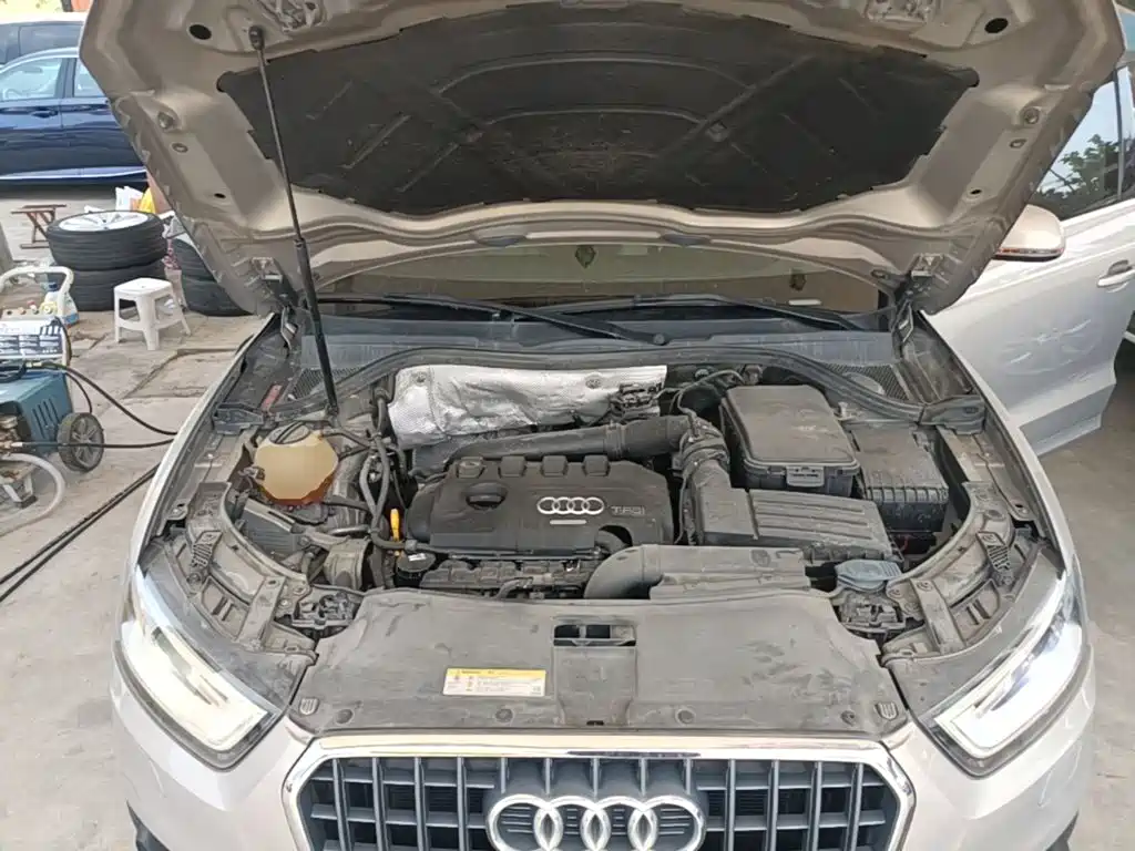 Audi Q3 2016 — фото 20
