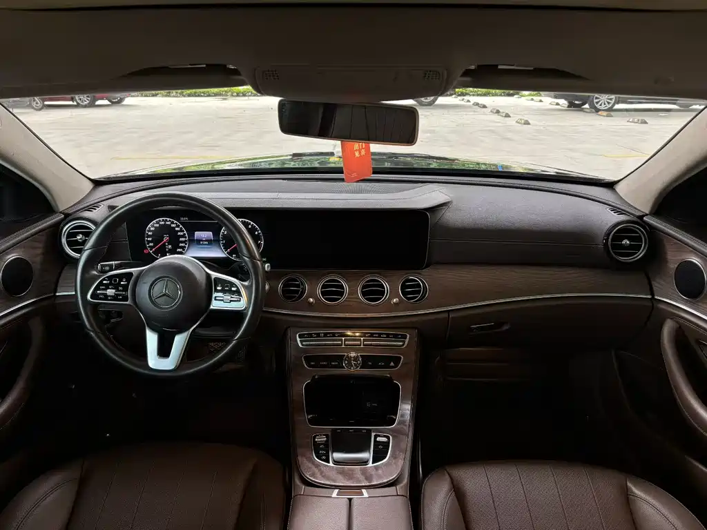 Mercedes-Benz E-Class 2019 — фото 5