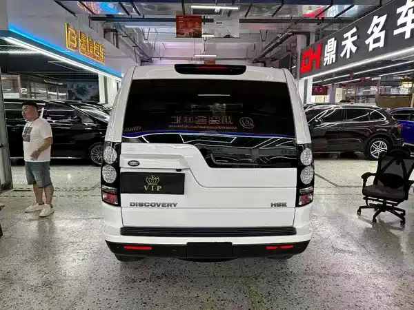 Land Rover Discovery 2016