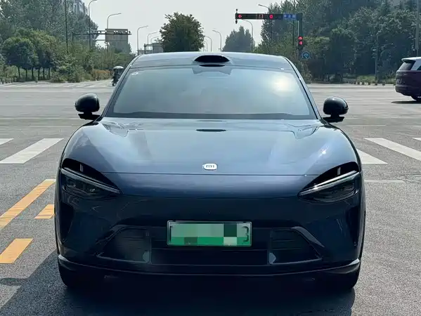 Xiaomi YU7 2025