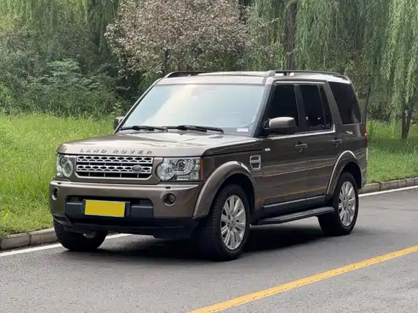 Land Rover Discovery 2013