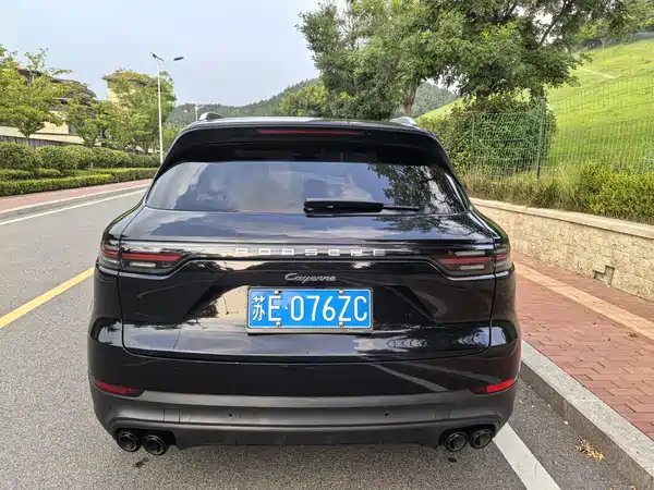 Porsche Cayenne 2020