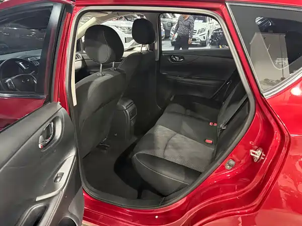 Nissan Tiida 2022