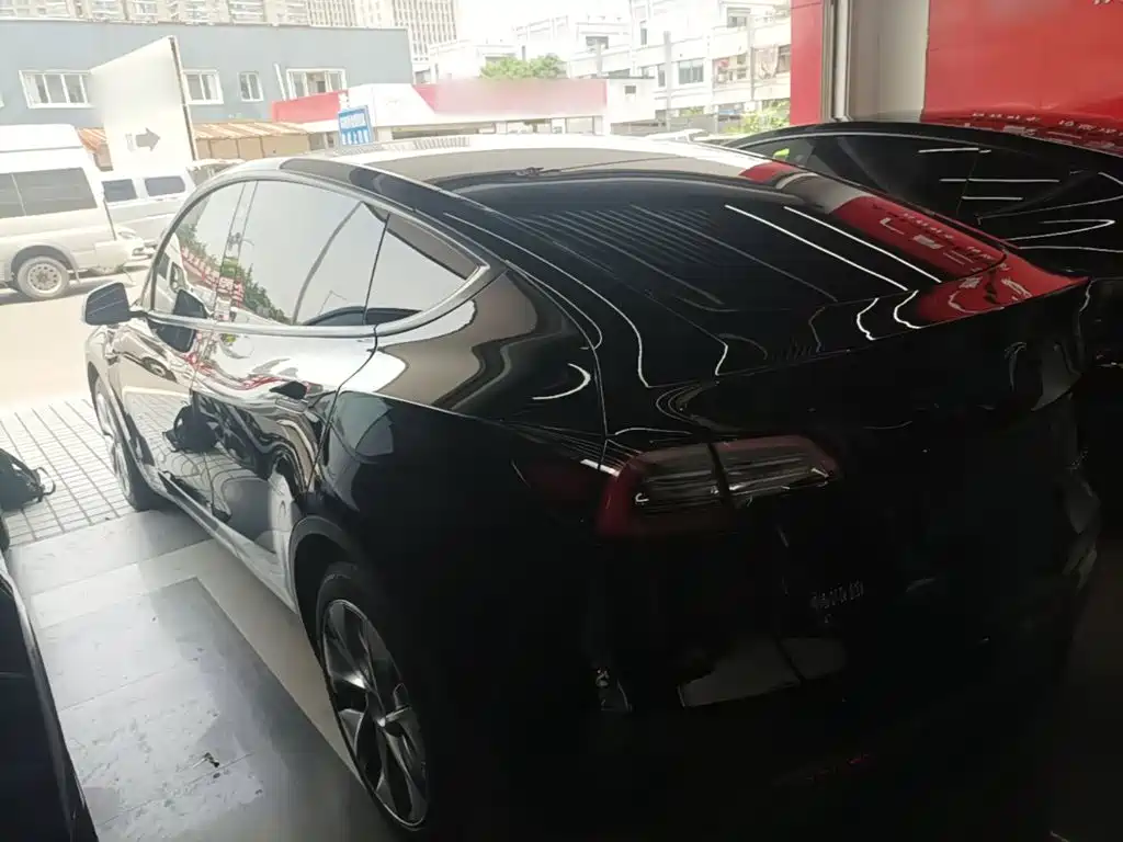 Tesla Model Y 2022 — фото 5