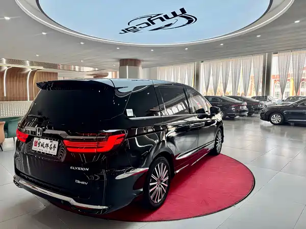 Honda Elysion 2025