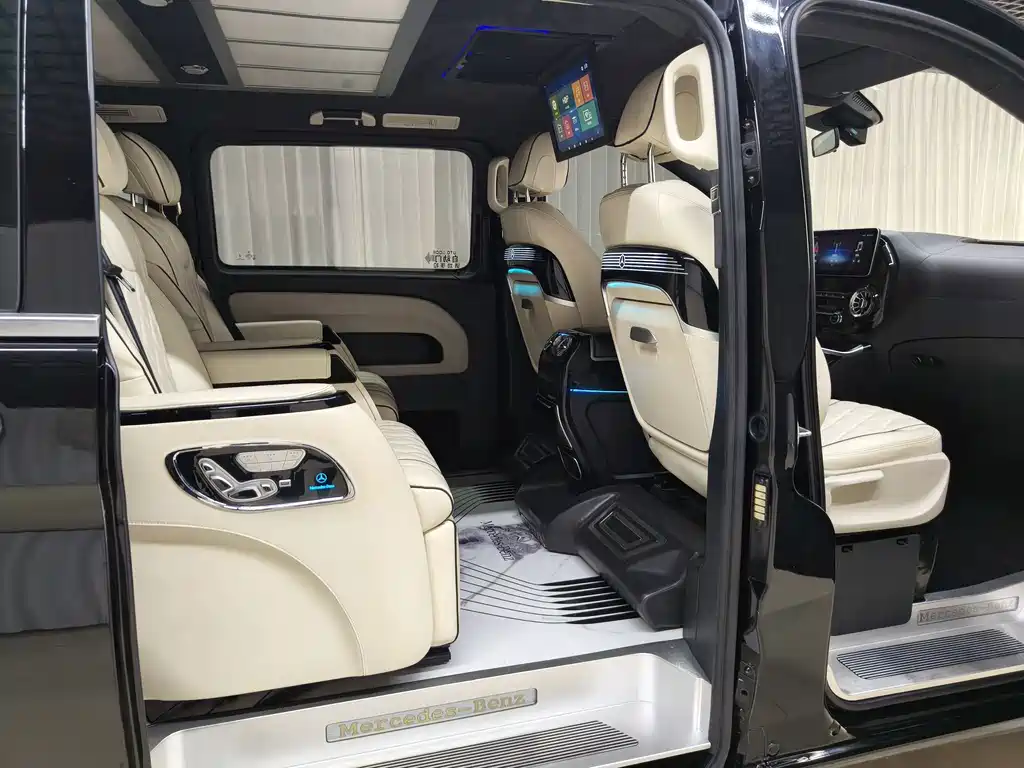Mercedes-Benz Vito 2023 — фото 15
